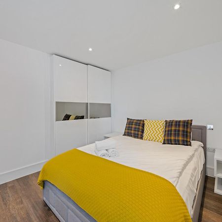 Riverside 1Br With Easy Transport 20Min To City Centre Лондон Экстерьер фото