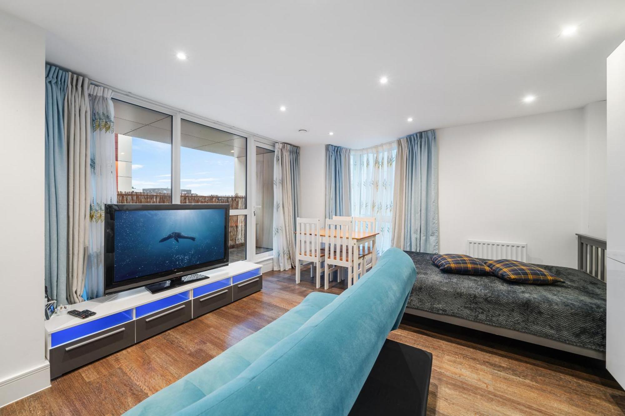 Riverside 1Br With Easy Transport 20Min To City Centre Лондон Экстерьер фото