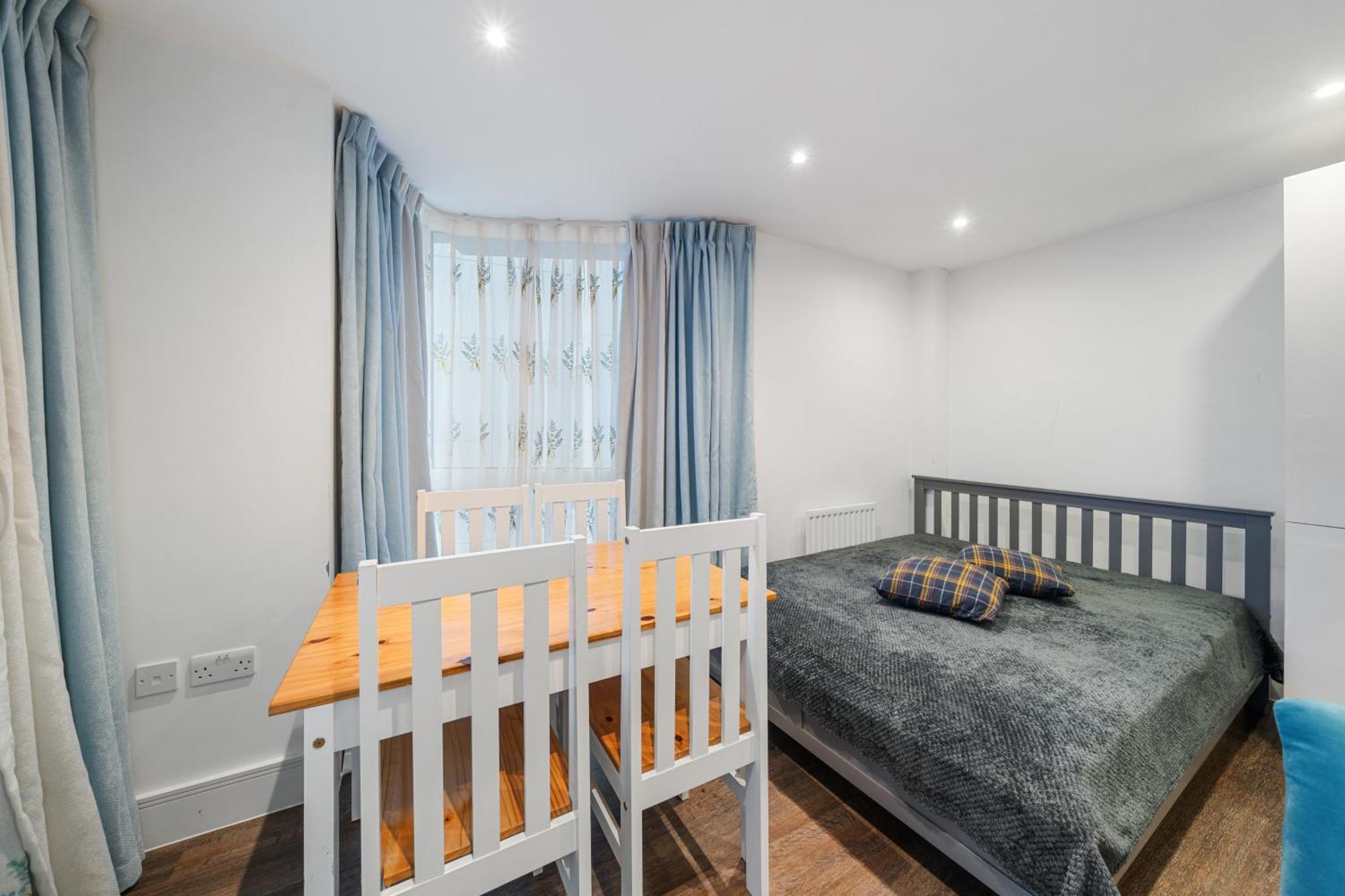 Riverside 1Br With Easy Transport 20Min To City Centre Лондон Экстерьер фото